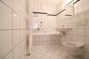 Leerstehende 3-Zimmer-Eigentumswohnung in begehrter Lage von Stuttgart-West! – 70178 Stuttgart – Vorschaubild 5