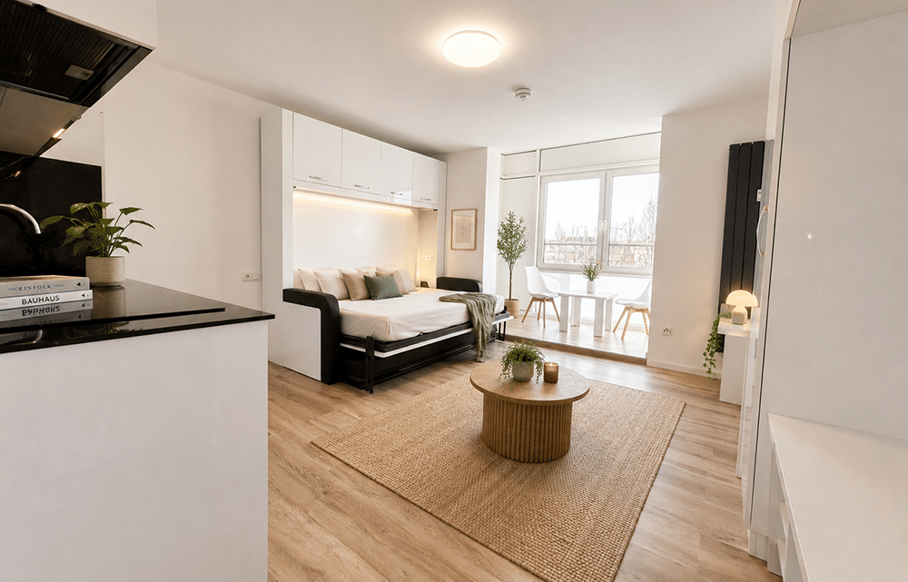 Möbliertes 1-Zimmer Studio-Apartment in Top-Lage an der Münchner Freiheit - kernsaniert mit perfekter Infrastruktur