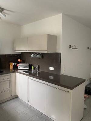 renovierte Wohnung mit Balkon und Blick ins Grüne – 45143 Essen – Vorschaubild 4