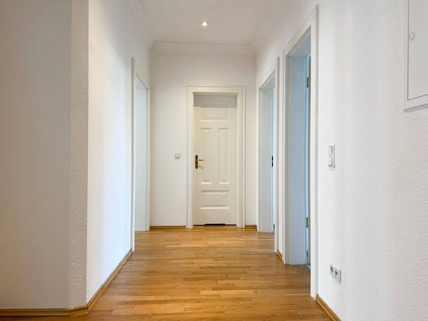 RESERVIERT: Bezugsfrei nahe Karl-Heine-Kanal: exklusive Altbauwohnung mit Sauna und Balkon – Leipzig – Vorschaubild 3