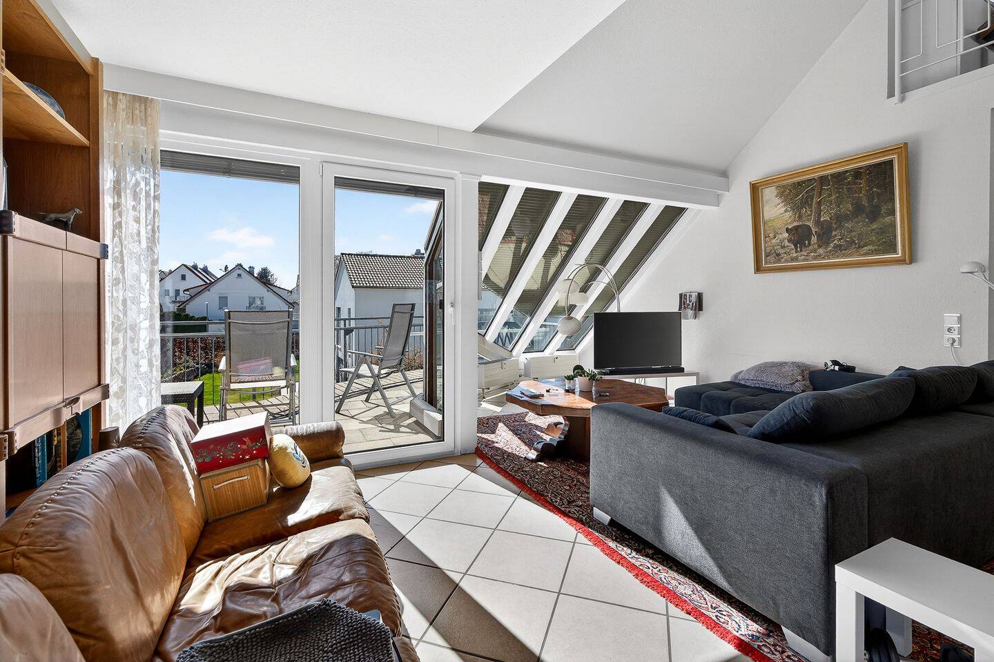 Maisonette-Wohnung in absolut ruhiger Wohnlage am Kapellenberg - mit zwei sonnigen Balkonen in Neu-Ulm/Pfuhl – Neu-Ulm – Vorschaubild 2
