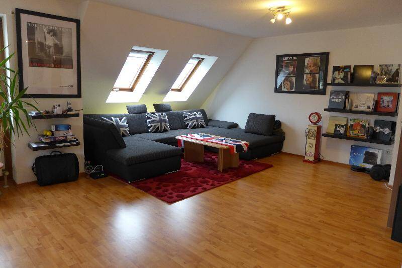 Top - Maisonett - Wohnung in ruhiger Lage (Stadtzentrum) von Neumarkt ---- nähe Einkaufszentrum - N