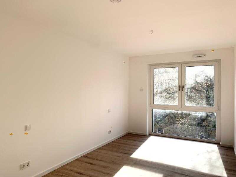 N-Schweinau: Erstbezug! Modern und lichtdurchflutet - 2-Zi-Whg (3.OG) mit EBK, Balkon, Aufzug – Nürnberg – Vorschaubild 4