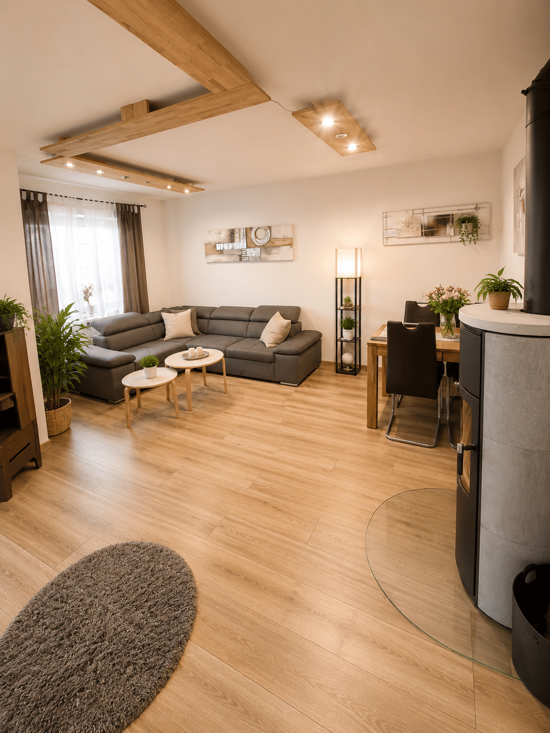 Modernisiertes Reihenmittelhaus mit PV-Anlage, Wintergarten und Kamin. Sofort bezugsfrei – Gersthofen – Vorschaubild 4