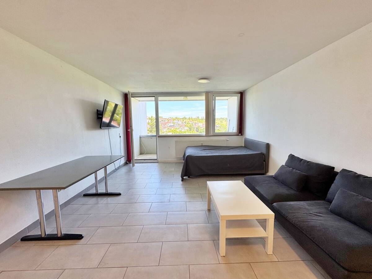 WEITBLICK - Moderne 1-Zimmer Wohnung mit Balkon und Küche – 73054 Eislingen/Fils – Bild 1 von 9