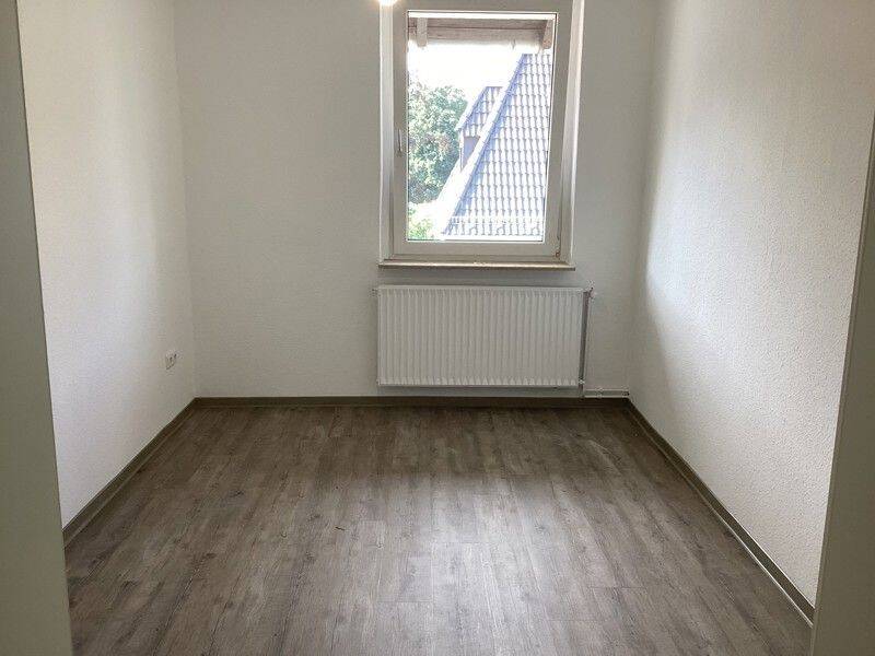 Frisch renovierte 3-Zimmer-Wohnung mit Balkon! – Osnabrück – Vorschaubild 4