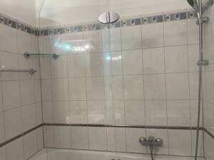 Lichtdurchflutetes , möbiliertes Appartment in Toplage -uni -nah &bestens angebunden – 40223 Düsseldorf – Vorschaubild 3