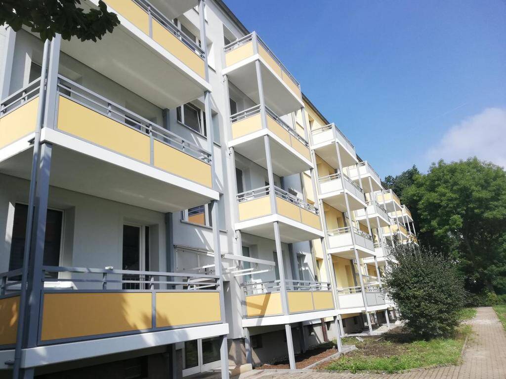 Lichterfüllte 3-Raum-Wohnung mit Balkon