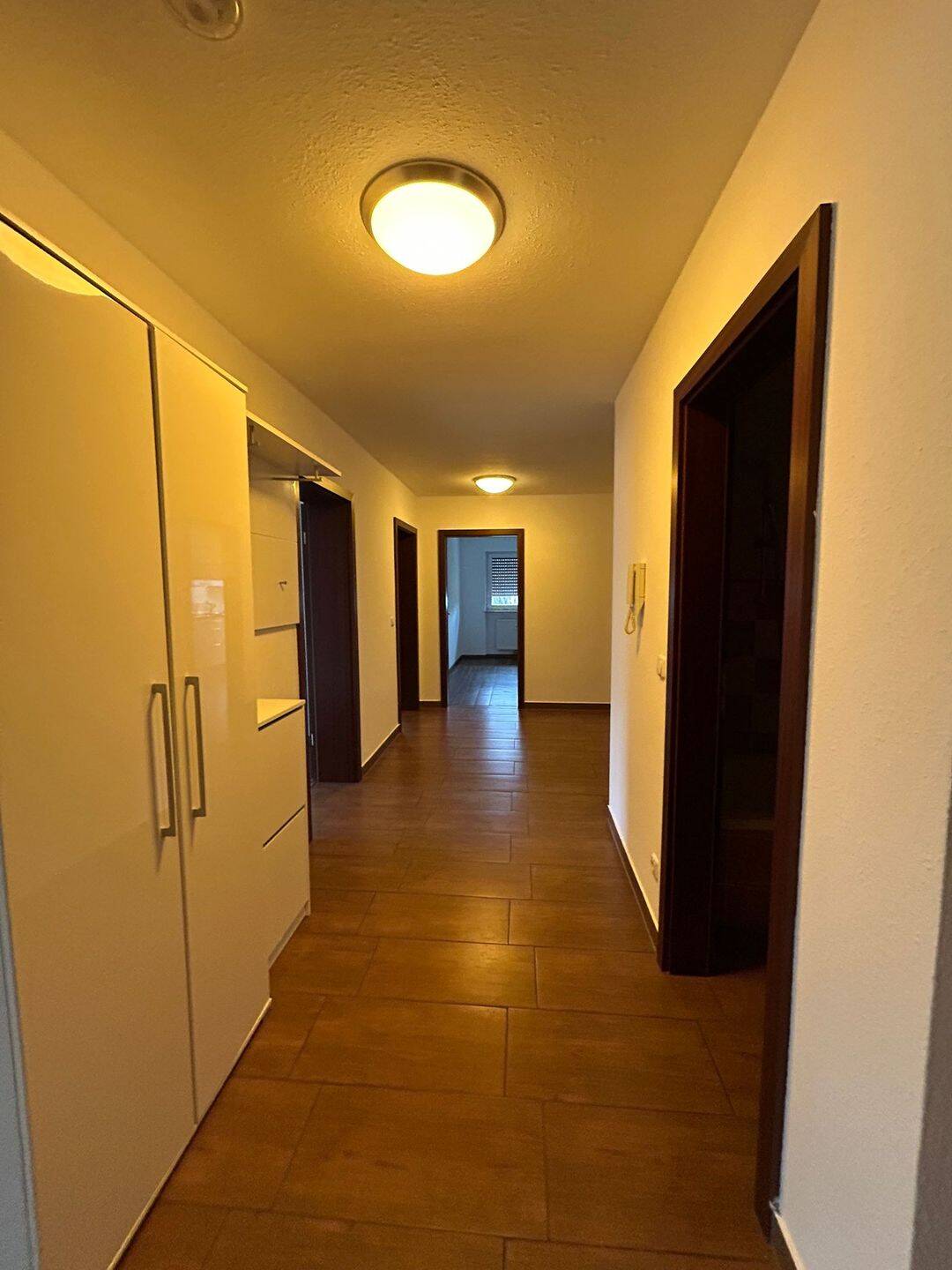 Viel Platz für den Alltag in dieser 4-Zimmer-Wohnung in Schwetzingen – Schwetzingen – Vorschaubild 5