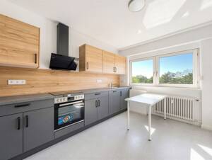 Großes, helles Zimmer in WG in S-Mühlhausen – 70437 Stuttgart – Vorschaubild 3
