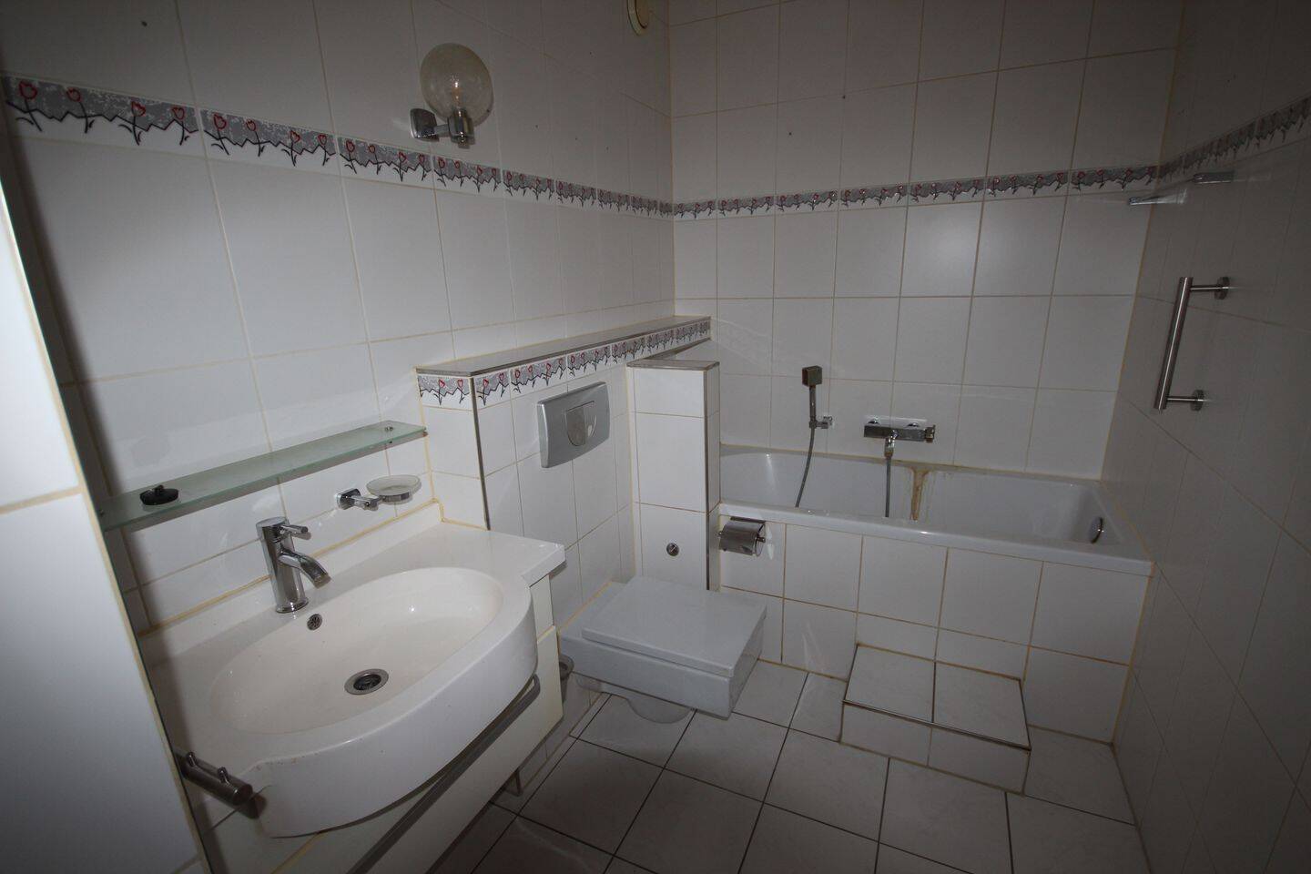 2 Zimmer, EBK, Balkon, Aufzug, inkl. Außenstellplatz, Schwimmbad, Sauna – Hannover – Vorschaubild 9