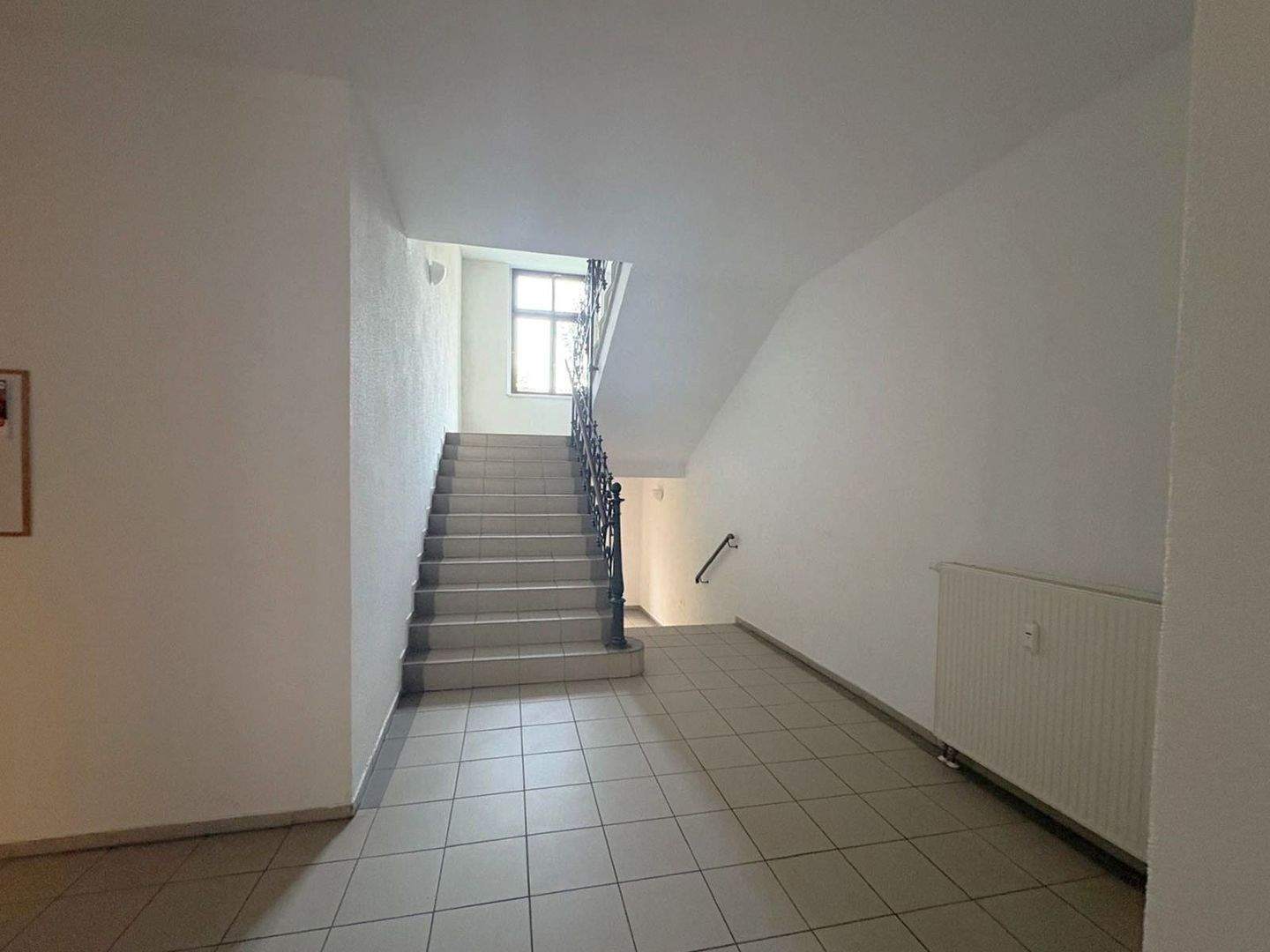 Altbaucharme & Sonnenbalkon - Ihr neues Zuhause im Denkmal – Chemnitz – Vorschaubild 4