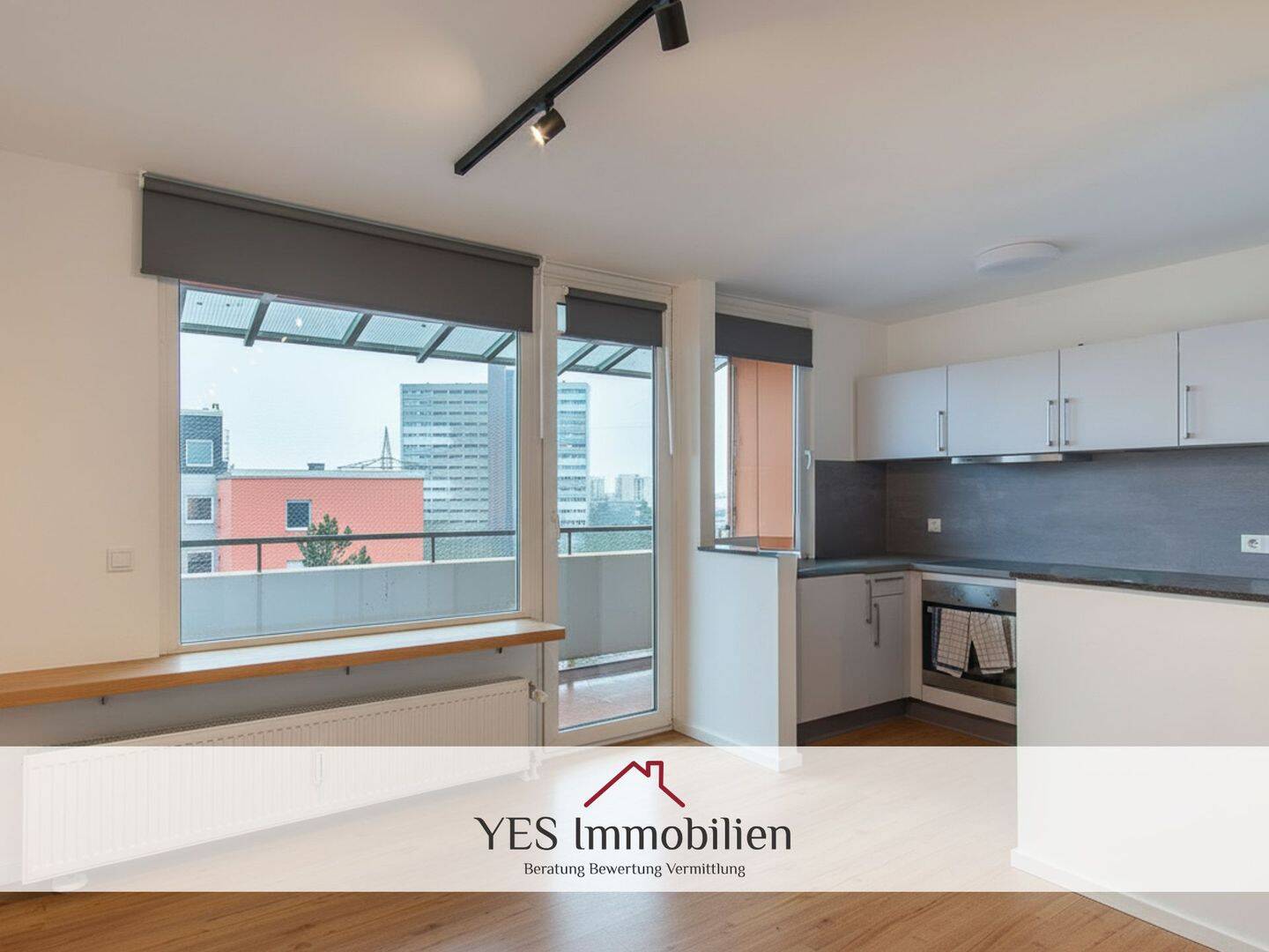 Moderne 1-Zimmer-Wohnung mit Einbauküche und Balkon mit Weitblick in Erlangen