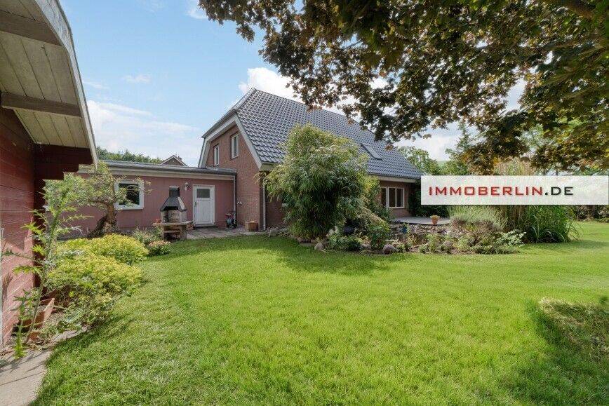 IMMOBERLIN.DE - Adrettes Haus mit Südwestgarten & Doppelgarage in ländlicher Lage – Altlandsberg – Vorschaubild 3