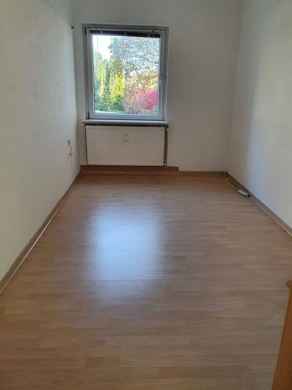 Provisionsfrei - 3 ZKB-Balkon in ruhiger Wohnlage - zu Fuß zur Nord-West-Bahn – Bremen – Vorschaubild 4