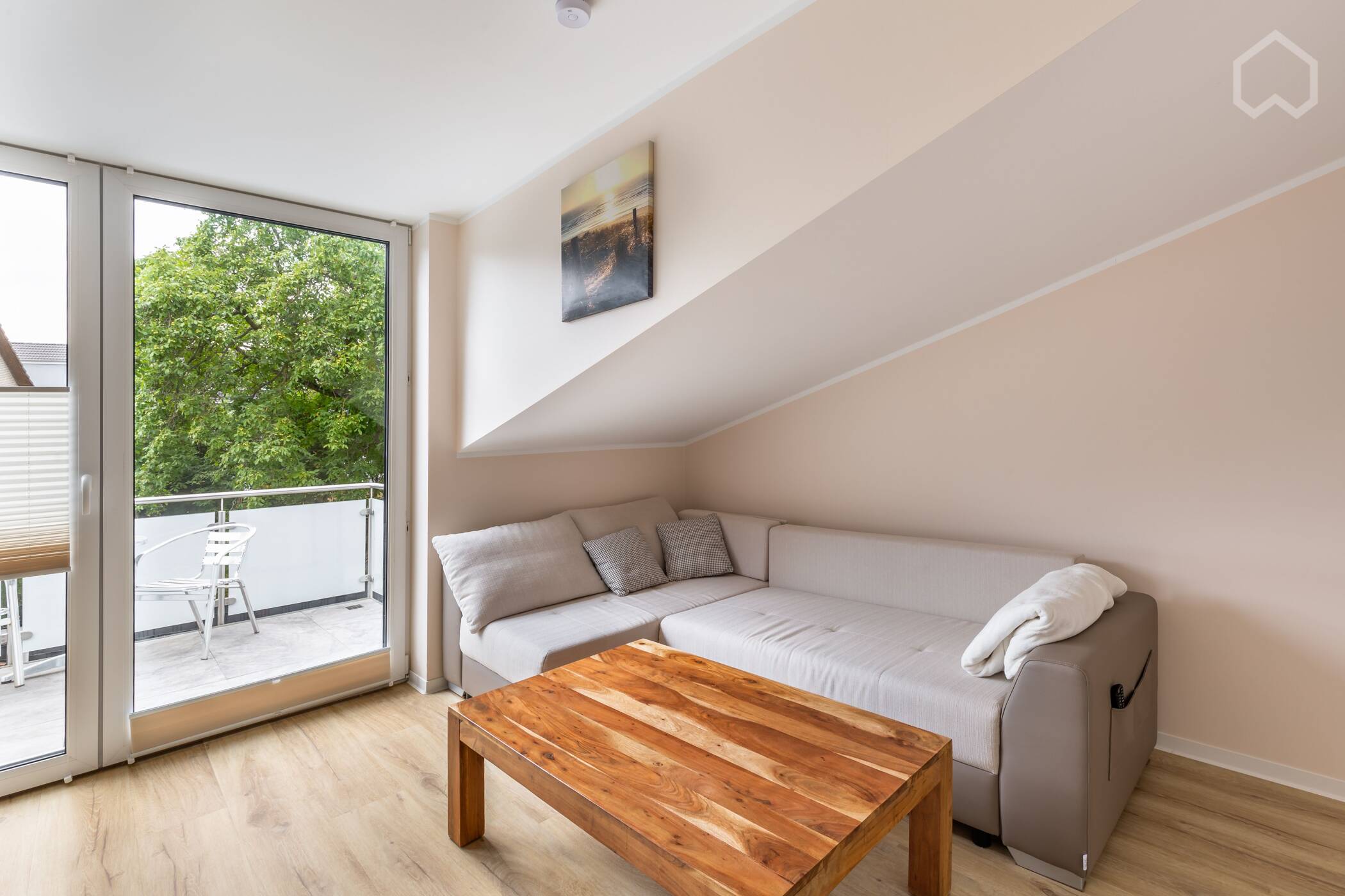 Helles, modernes Apartment mit Tageslichtbad und Balkon in Aachen – Aachen – Vorschaubild 8