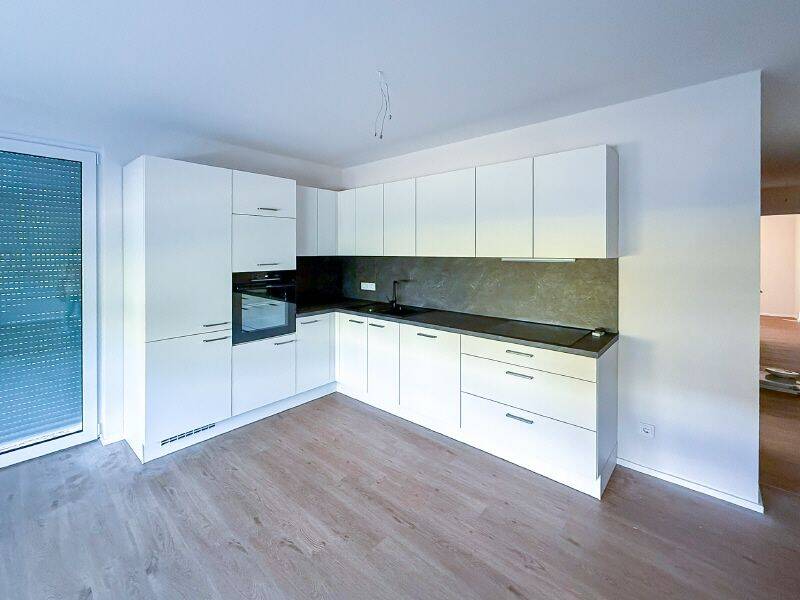 Erstbezug - barrierefreie Wohnung mit EBK & Südost-Terrasse – Magdeburg – Vorschaubild 2