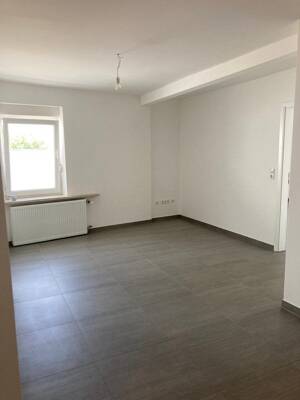 Anschauen lohnt sich! Geräumige Erdgeschoßwohnung in ruhiger Wohnlage in Eppstein - Frankenthal – 67227 Frankenthal (Pfalz) – Vorschaubild 2