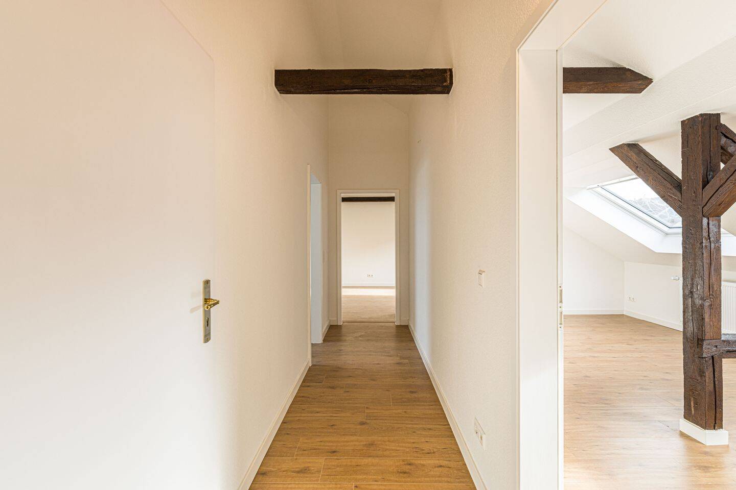 Charmante Dachgeschosswohnung im Altbau - 57 m² ideal für Singles oder Paare – Berlin – Vorschaubild 6