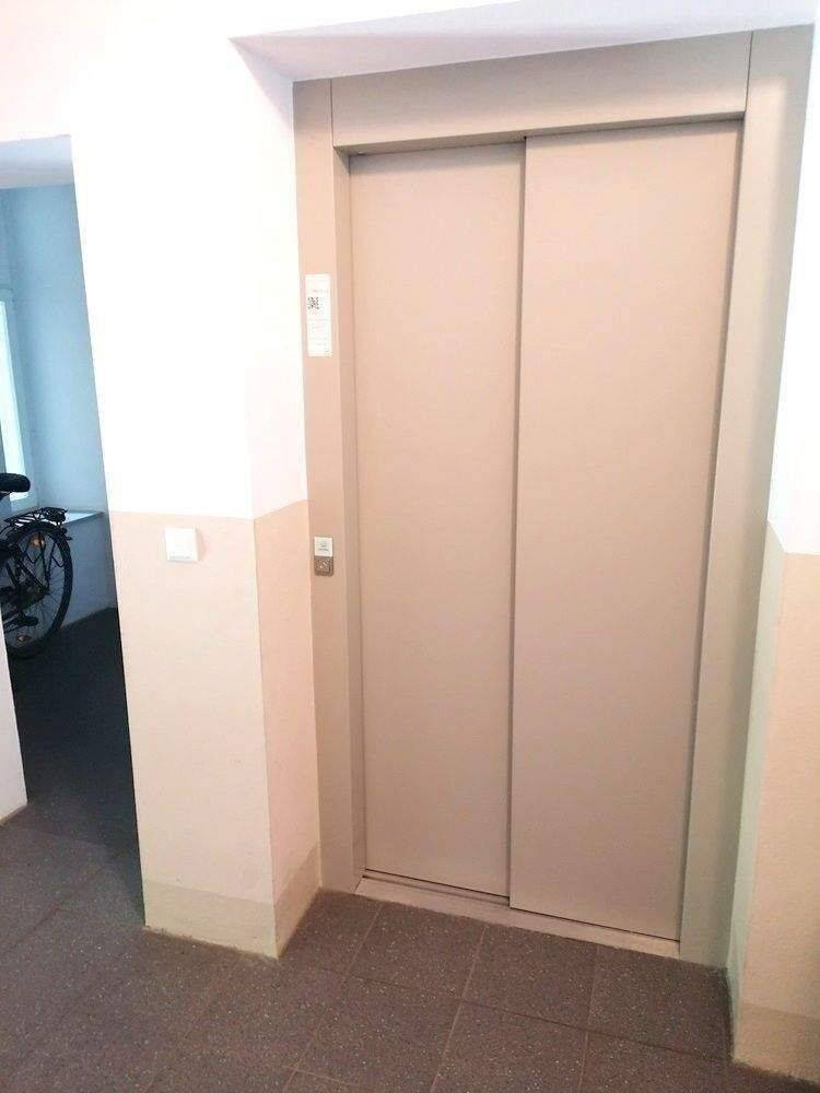 !! 5-Zimmer-Wohnung mit 2 Bädern, 2 Balkonen und PKW-Stellplatz !! – Chemnitz – Vorschaubild 7
