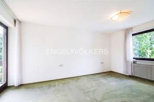 Großzügiges Einfamilienhaus mit außergewöhnlicher Nutzungsvielfalt - eine Rarität im Regensburger Süden – 93051 Regensburg – Vorschaubild 9