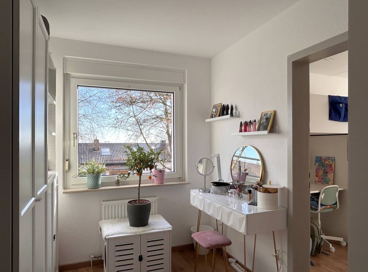 Gepflegte 4,5-Zimmer-Wohnung mit Südwest-Balkon, frei ab 01.07. – Ulm – Vorschaubild 8