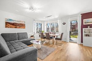 Wohnkomfort auf einer Ebene: 4 Zimmer, Terrasse, Aufzug – 22419 Hamburg – Vorschaubild 7
