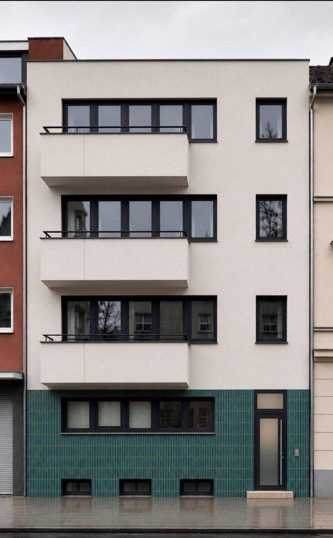 Erstbezug nach Sanierung | 3 Zimmer | 2 Balkone | Fußbodenheizung & Glasfaser