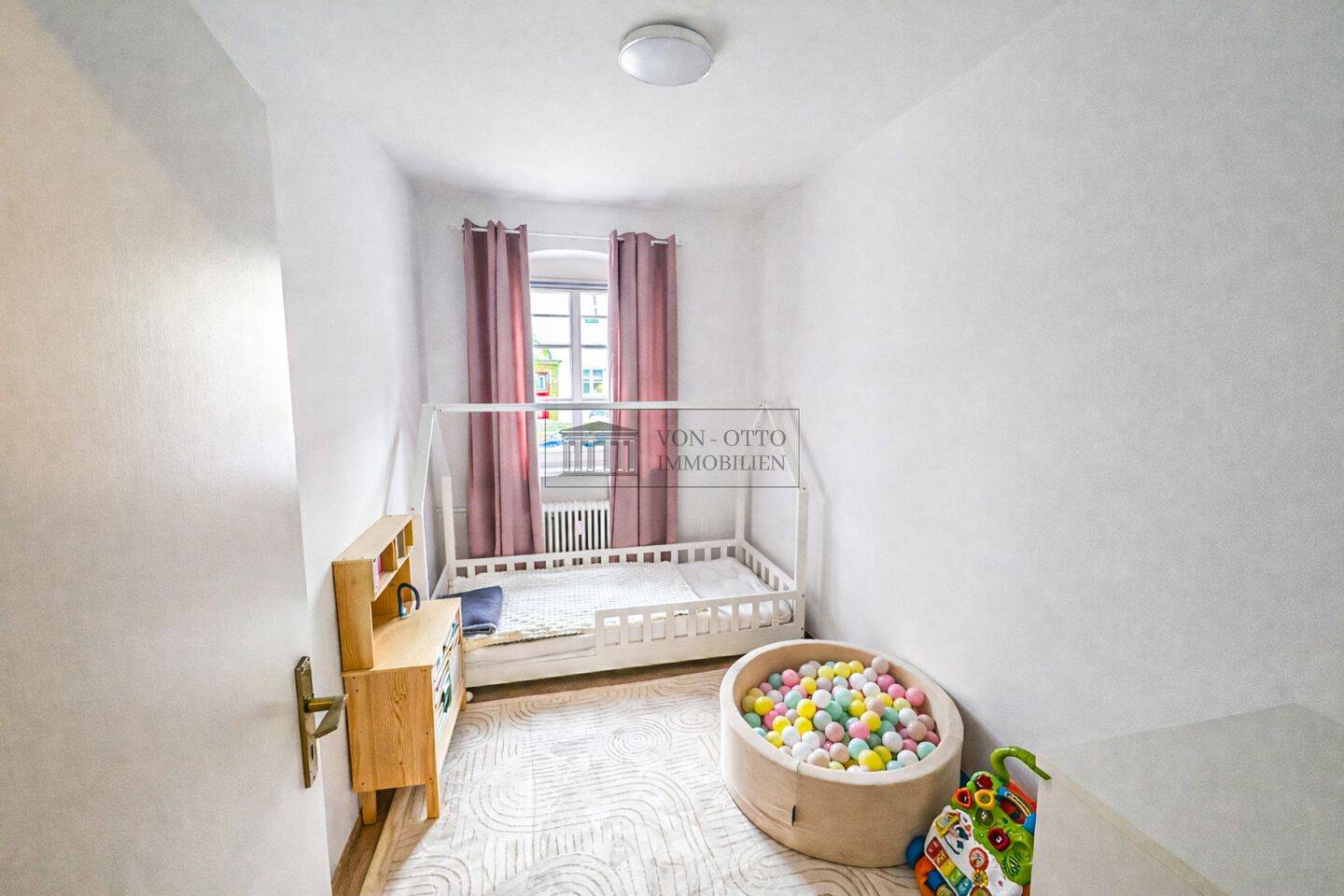 hr grünes Refugium in Berlin: Modernisierte 3-Zimmer-Wohnung mit Traumgarten – Berlin – Vorschaubild 4