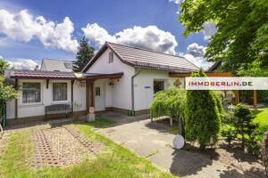 IMMOBERLIN.DE - Sehr sympathisches Haus zwischen Wasser & Wald in familienfreundlicher Lage – 12557 Berlin – Vorschaubild 1