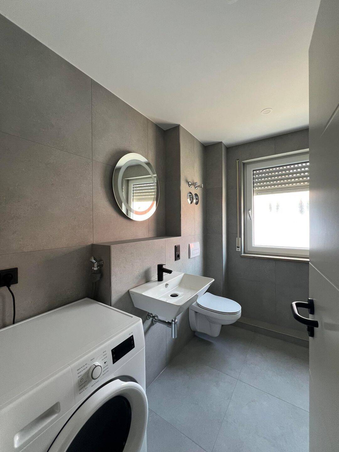 neu renoviertes & möbliertes WG Zimmer in Nürnberg – Nürnberg – Vorschaubild 5
