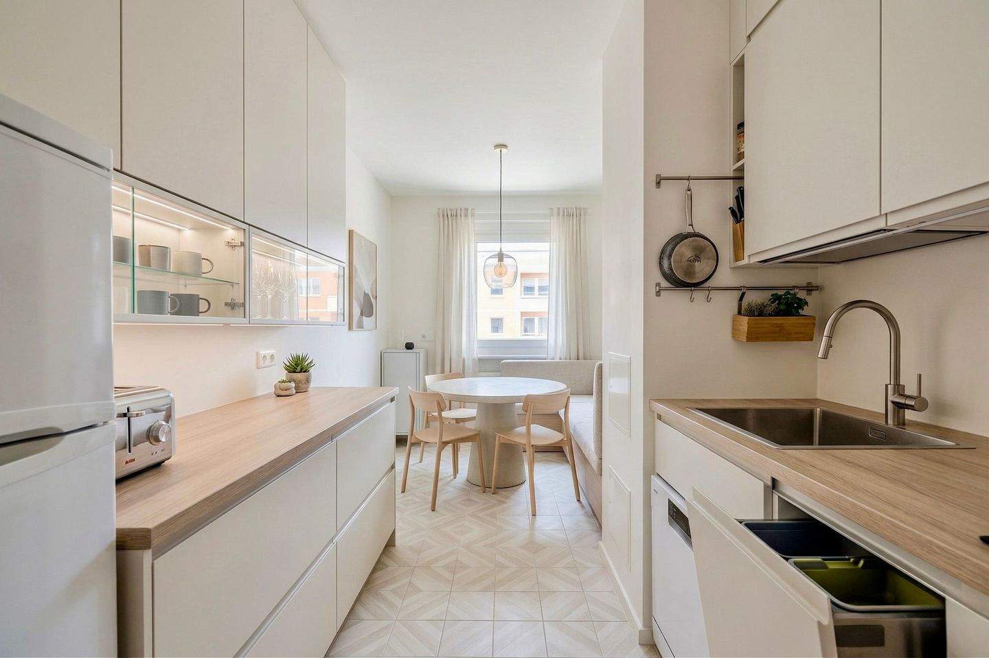 3-Zimmer-Wohnung mit Aufzug in Toplage von Friedrichshain. Ab sofort bezugsfertig! – Berlin – Vorschaubild 9