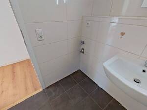 Hoch hinaus: Gemütliche 2-Zimmer-Wohnung mit BALKON und EBK in Magdeburg – 39104 Magdeburg – Vorschaubild 9