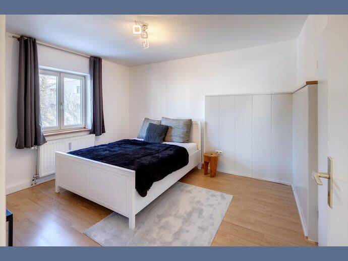 Möbliert: Möblierte 3,5-Zimmer Wohnung in guter Wohnlage – München – Vorschaubild 3