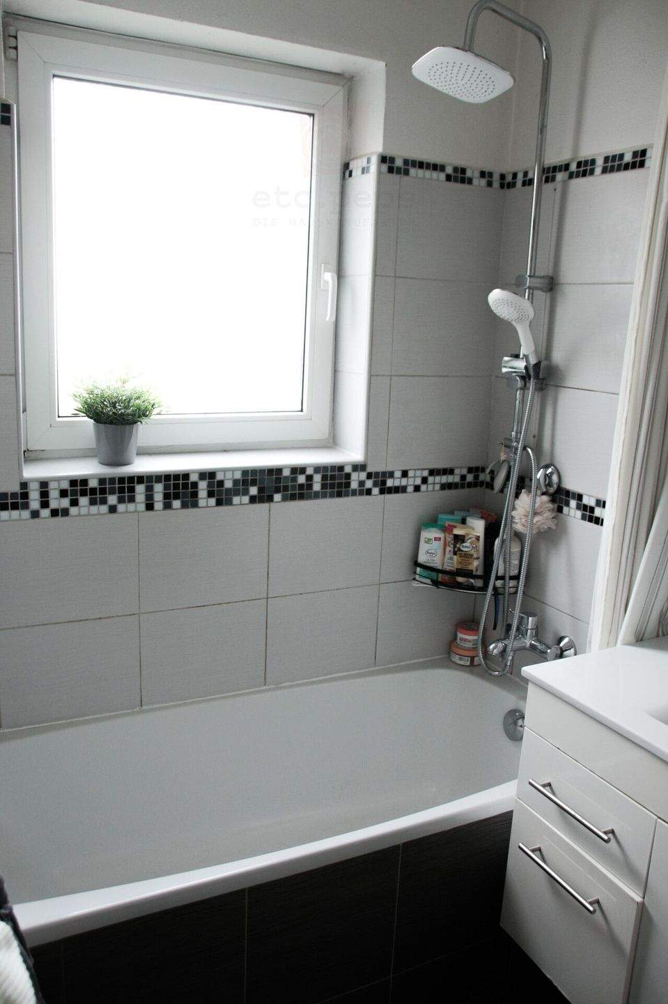 Familienfreundliche 4-Zimmer-Hochparterre-Wohnung mit Balkon - Top-Lage Augsburg-Lechhausen – Augsburg – Vorschaubild 4