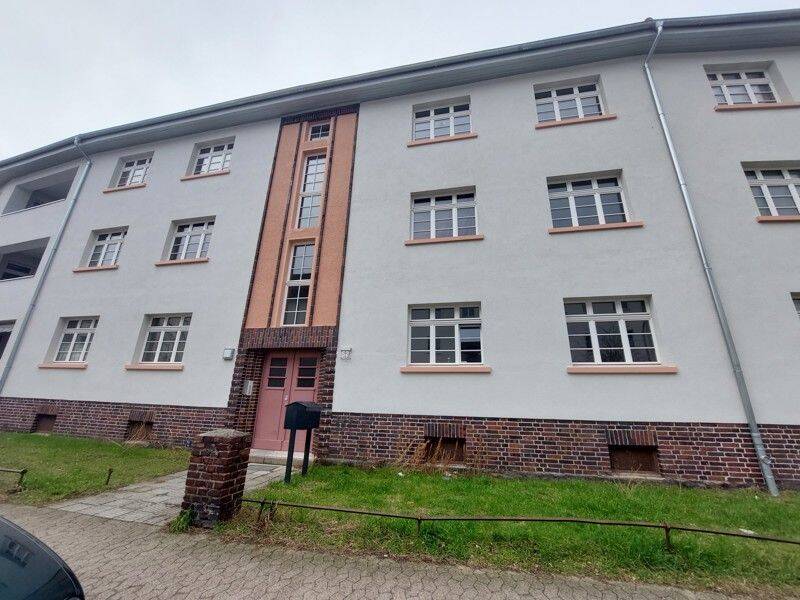3 helle Zimmer in ruhiger Lage - schnell sein lohnt sich!