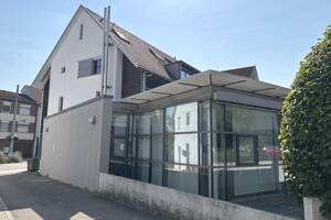 Gepflegtes Wohn-/Geschäftshaus in zentraler Lage in S-Stammheim! – 70439 Stuttgart – Vorschaubild 2