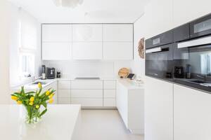 Babelsberg: Großzügige 5-Zimmer-Maisonette mit Garten & 2 Tiefgaragenstellplätzen – 14482 Potsdam – Vorschaubild 5