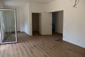 *NEUBAU* Exklusive 3-Zimmer-Erdgeschosswohnung mit Terrasse und Aufzug in 90763 Fürth – 90763 Fürth – Vorschaubild 3