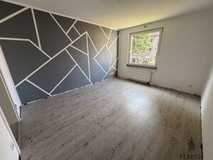 Gepflegte 3-Zimmer-Wohnung mit überdachter Loggia - sofort bezugsfrei – 44866 Bochum – Vorschaubild 2
