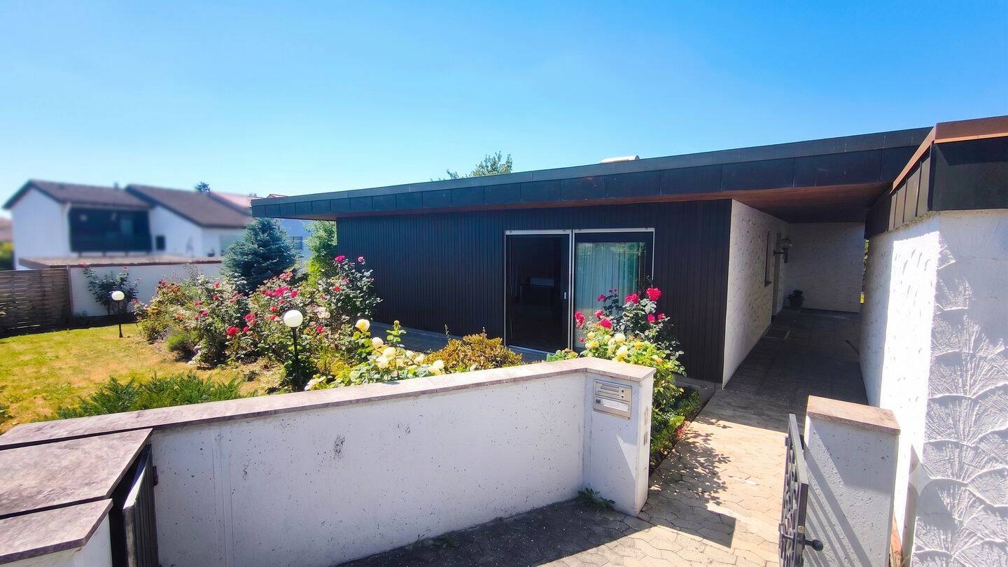 Wohnen mit Zukunft – Ihr stilvoller Flachdach-Bungalow