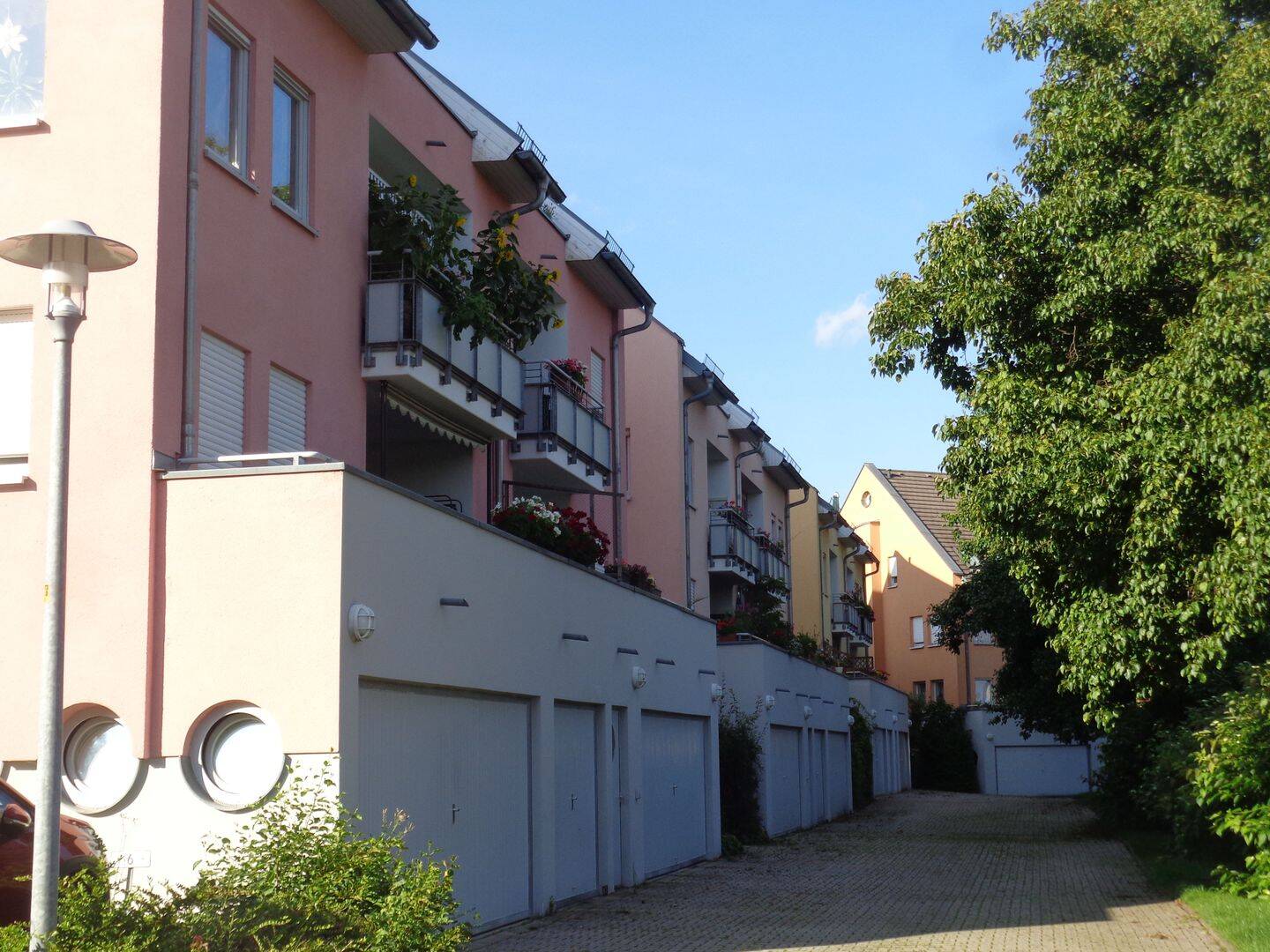 Helle&ruhige Whg.-Südausrichtung überdachte Terrasse+Garage