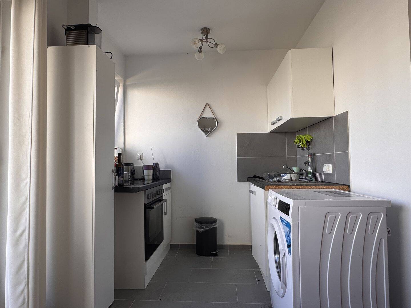 Kurzfristig bezugsfrei: Attraktive 2-Zimmer-Wohnung beliebter Lage – München – Vorschaubild 4