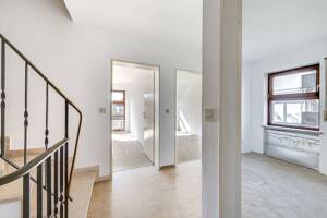 AIGNER - Gestalten statt Kompromisse: Reiheneckhaus mit Garten und Ausbaupotenzial in Aubing – 81243 München – Vorschaubild 8