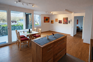 Tolle 2-Zi.-Wohnung mit großz. Garten, idyllisch, zentrumsnah und ruhig in den Gutleutmatten – 79115 Freiburg im Breisgau – Vorschaubild 4