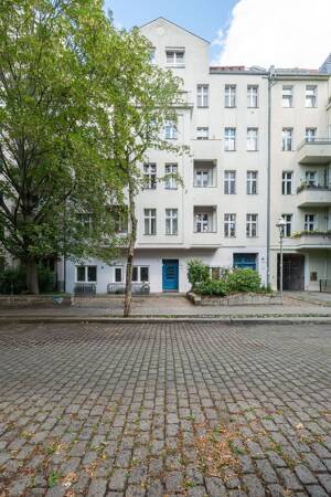 Mit Südbalkon am Paul-Lincke-Ufer: Drei-Zimmer-Altbauwohnung mit Uferblick – 10999 Berlin – Vorschaubild 9