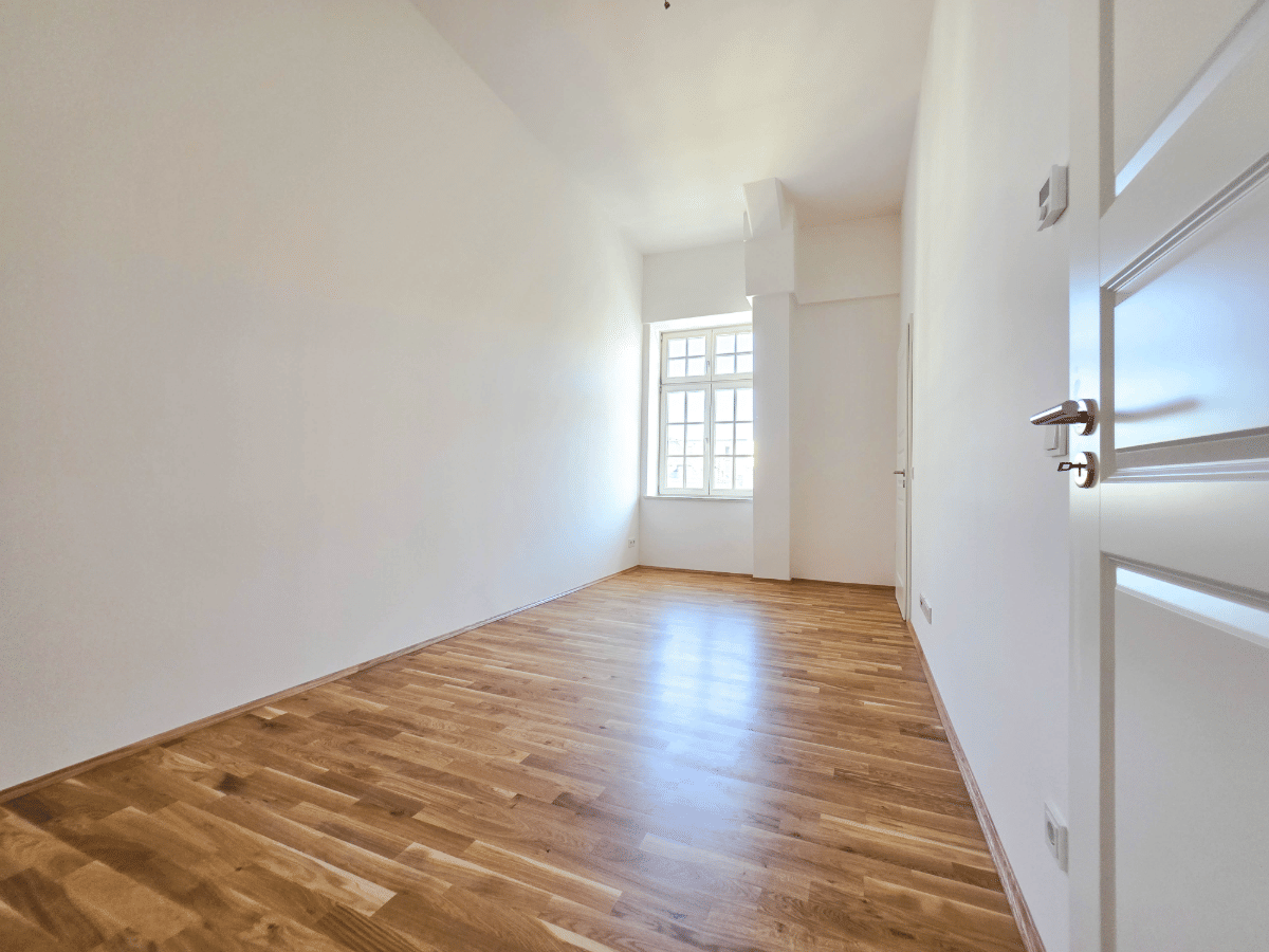 Loft mit Lift - charmante 2 Zimmer Wohnung mit Einbauküche! – Chemnitz – Vorschaubild 5