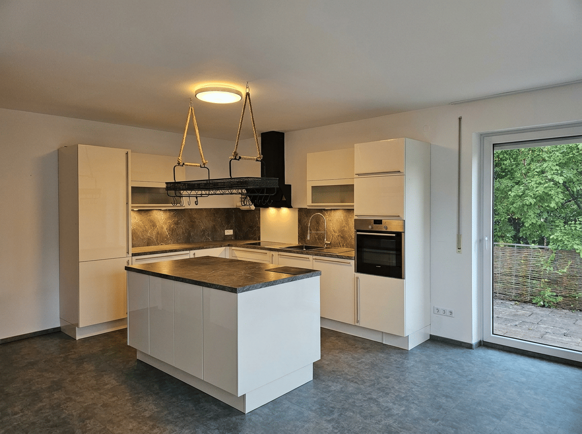 Freistehender Bungalow in beliebter Lage am Körnerplatz Ingolstadt mit großem Garten – Ingolstadt – Vorschaubild 5