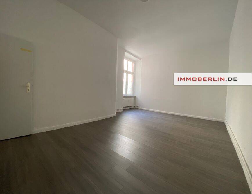 IMMOBERLIN.DE - Frisch sanierte vermietete Altbauwohnung in angenehmer Stadtlage – Berlin – Vorschaubild 3
