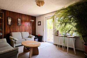 Charmantes Reihenmittelhaus mit Garten, Garage und Blick auf die Achalm – 72760 Reutlingen – Vorschaubild 2